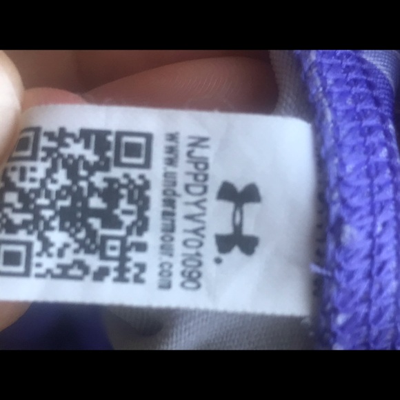 UNDER ARMOUR girls PURPLE Heat Gear Leggings - Picture 4 of 6